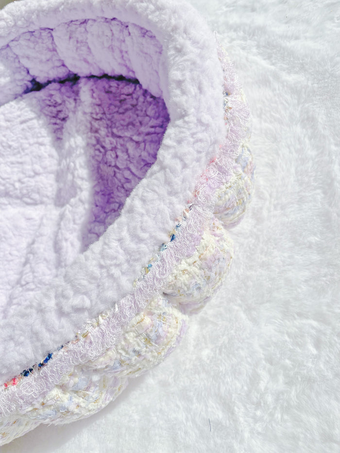 B.Bing Bouclé Round Bed