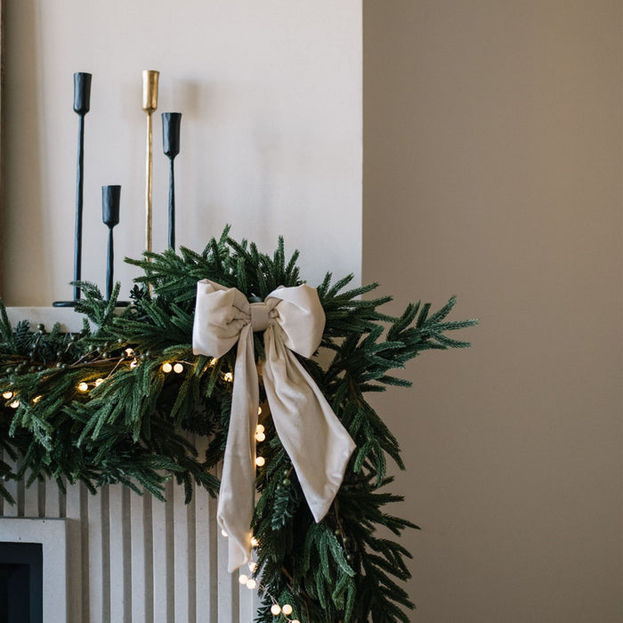 Luna Candlestick | Black