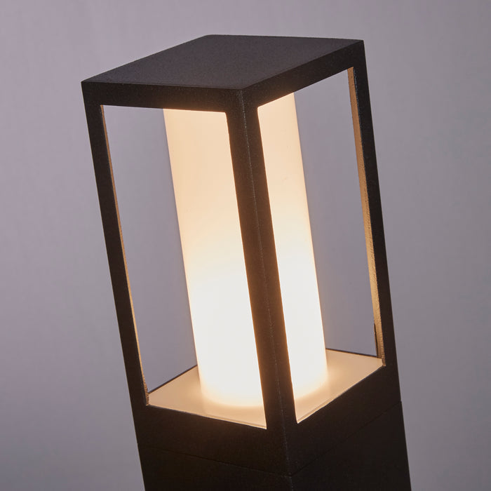 Searchlight Avenue IP44 Black Outdoor Bollard - 73cm — close-up detail